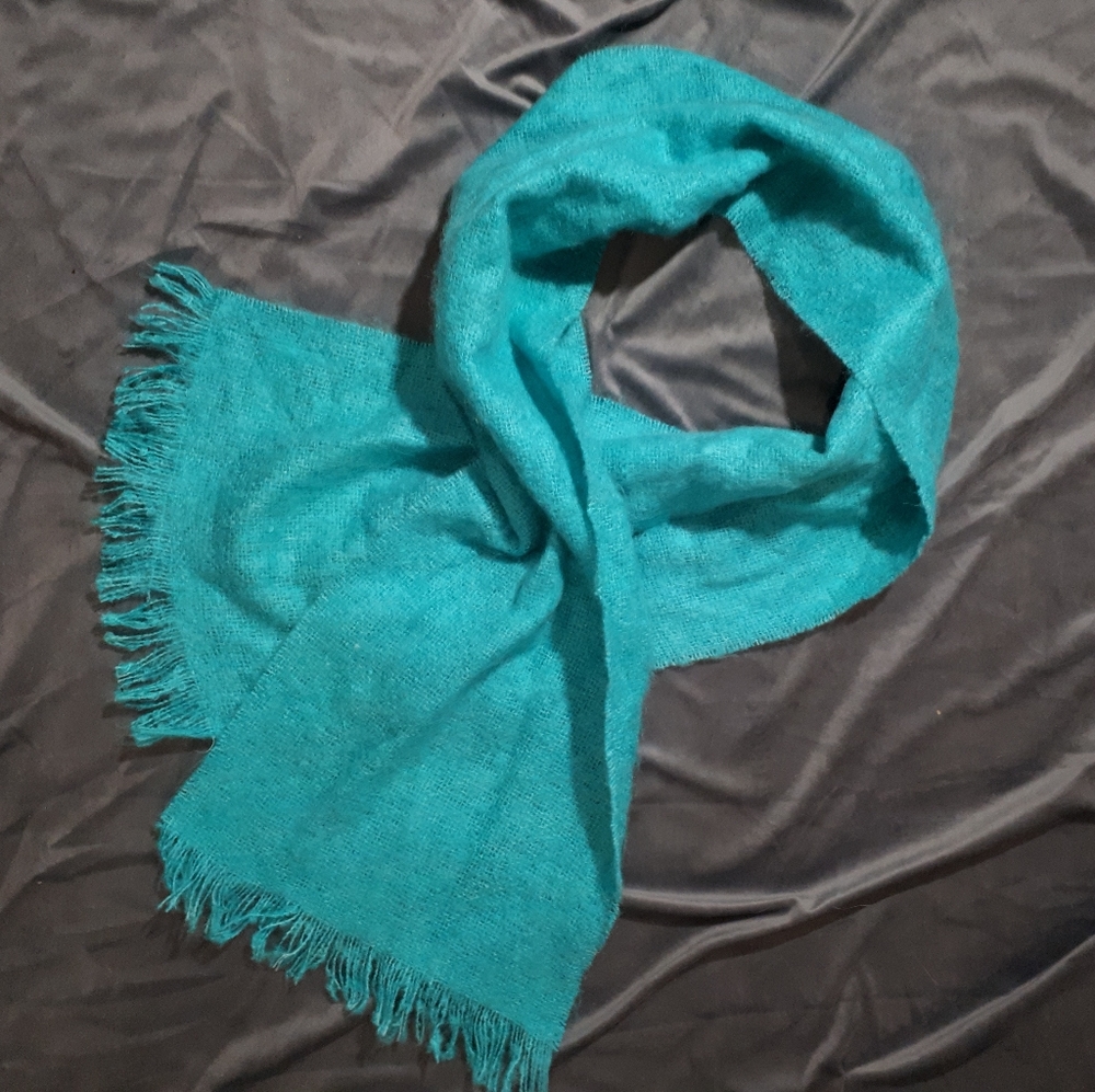 Terqusise mohair scarf